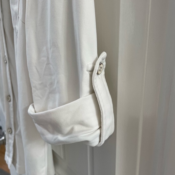 J. McLaughlin Classic White Button-Down Shirt - Picture 6 of 9